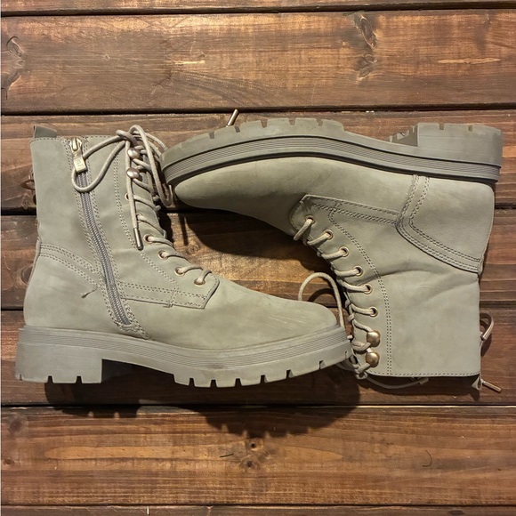 Limelight Shoes - Limelight Gray Lace Up Boots